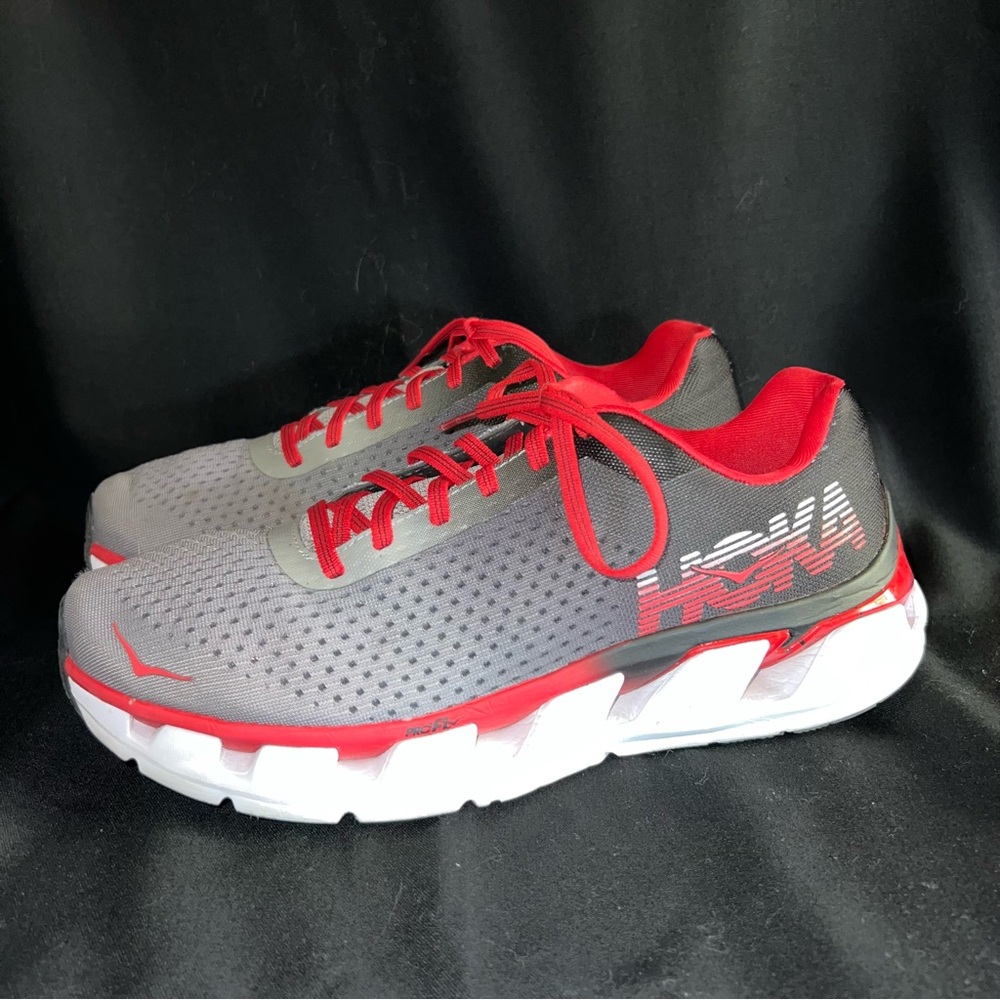 Men’s One One Elevon Hoka shoes